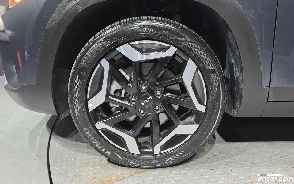 Kia Seltos 1.6 4WD 2025 — thumbnail 2