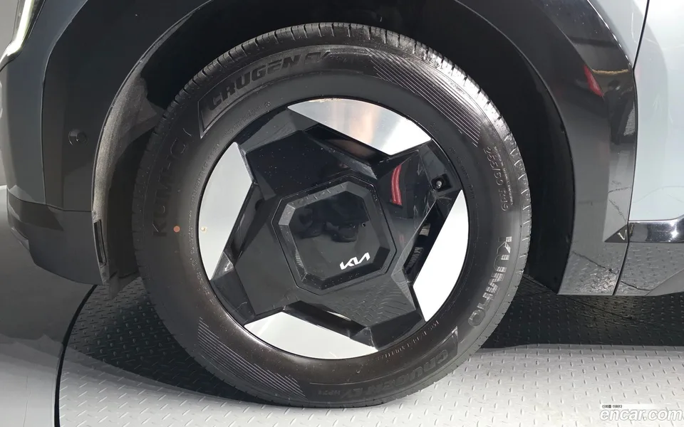 Kia EV9 4WD 2024 — thumbnail 2