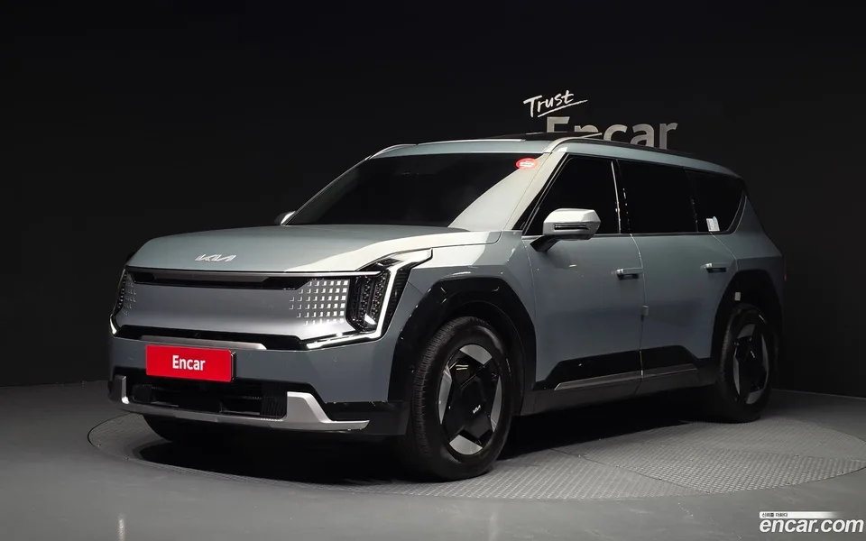 Kia EV9 4WD 2024 — photo 1, buy with delivery to Moscow