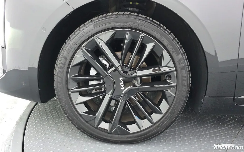 Kia K8 Hybrid 2025 — thumbnail 5