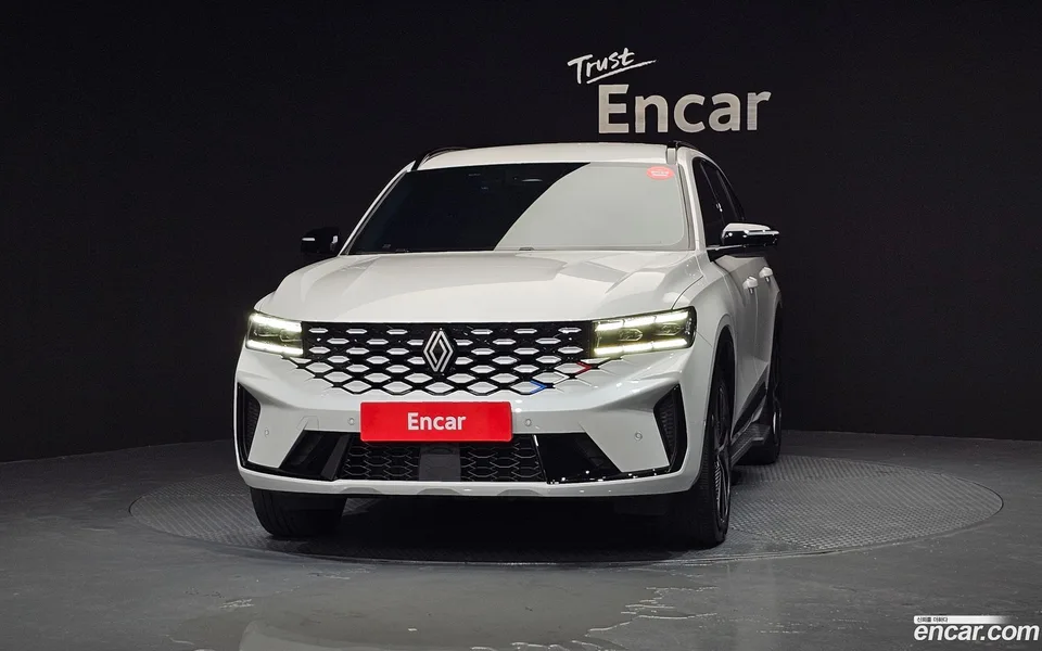 Renault Samsung Grand Koleos 1.5 E-TECH 2WD 2025 — миниатюра 3