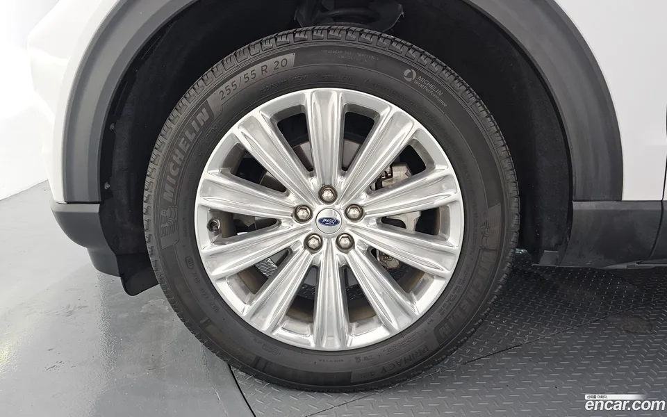 Ford Explorer 2.3 4WD 2022 — миниатюра 2