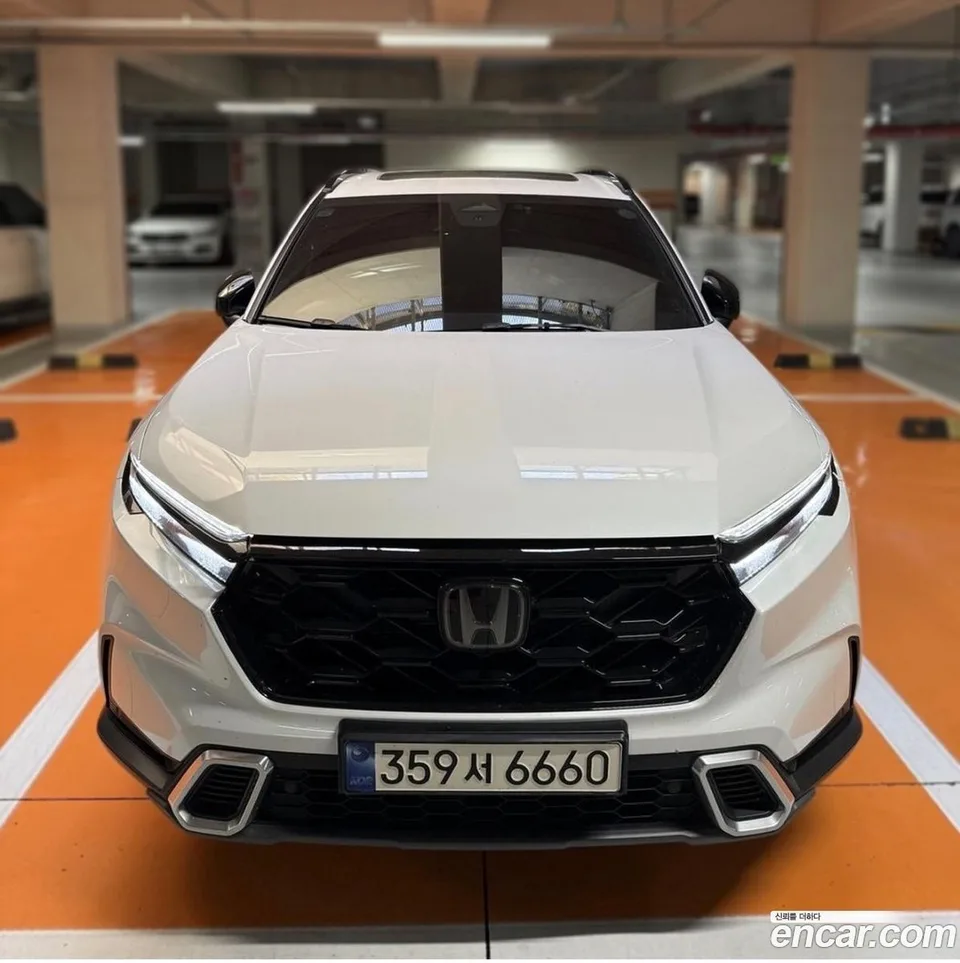 Honda CR-V 2.0 2WD 2024 — photo 1, buy with delivery to Moscow