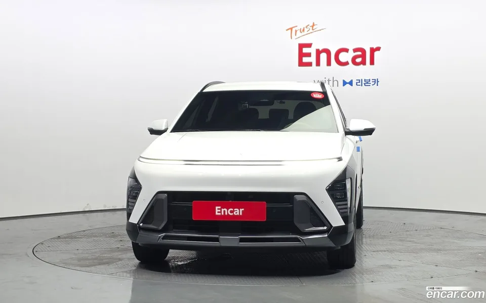Hyundai Kona Hybrid 2023 — thumbnail 3
