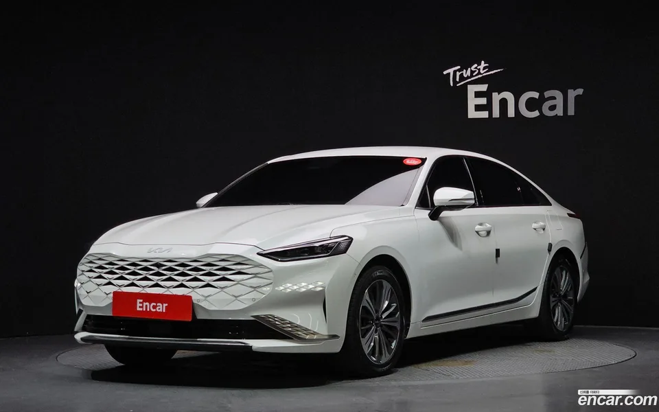 Kia K8 Hybrid 2023 — фото 1, купить с доставкой в Москву