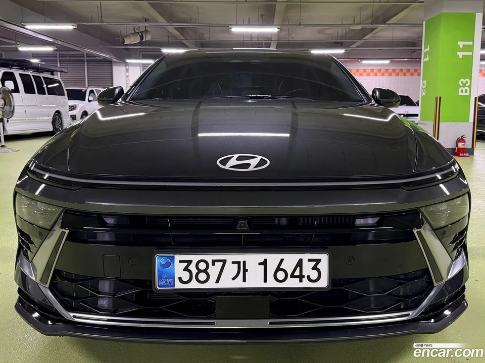Hyundai Sonata The Edge 1.6 2023 — thumbnail 3
