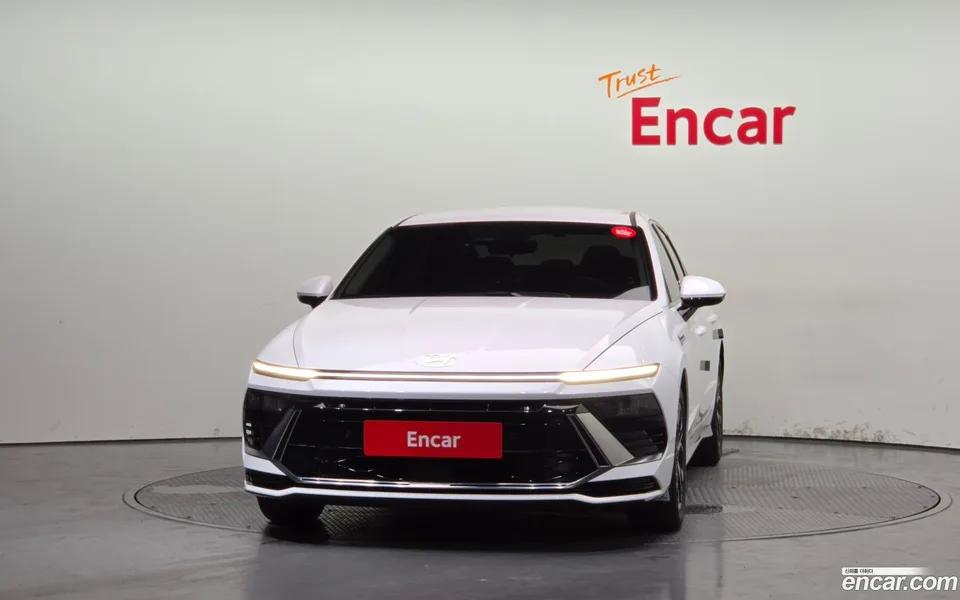 Hyundai Sonata The Edge 2.0 2023 — thumbnail 3