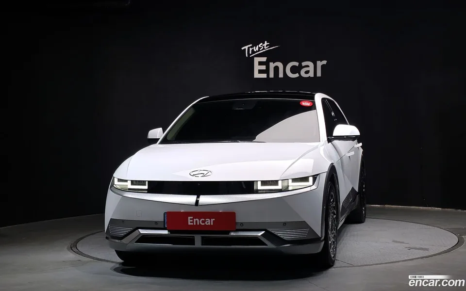 Hyundai Ioniq 5 AWD 2023 — миниатюра 3