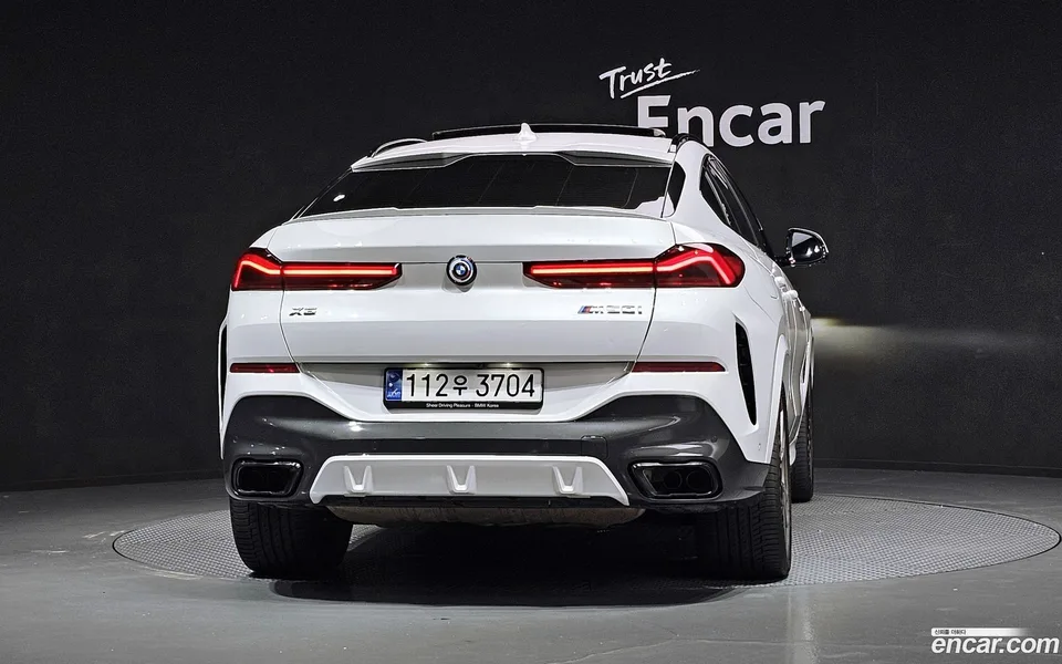 BMW X6 M50i 2023 — thumbnail 4