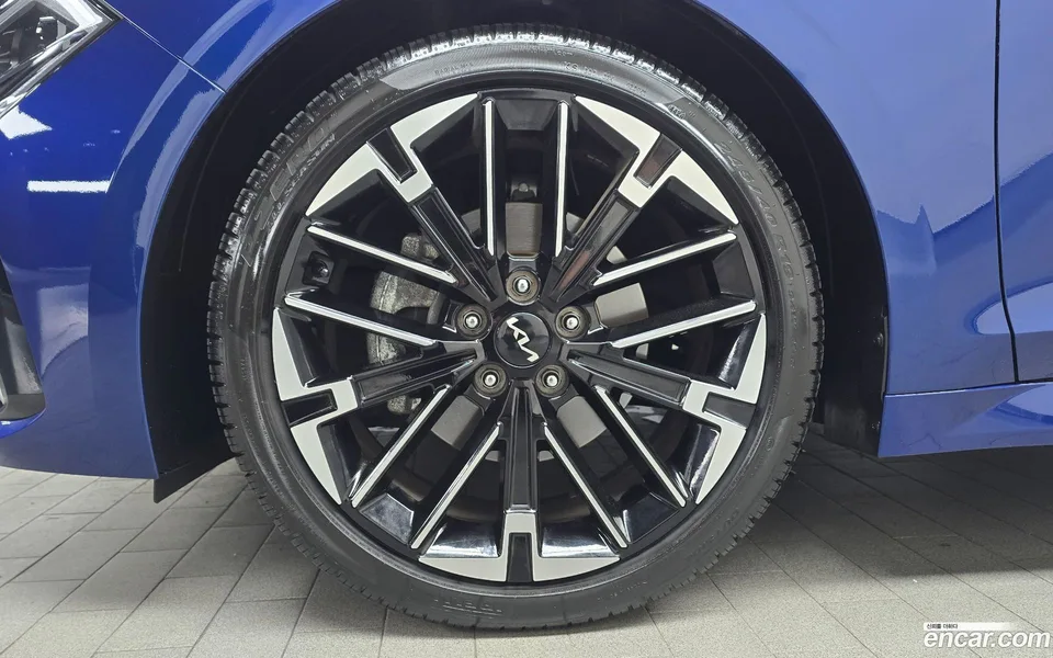 Kia K5 1.6 2025 — thumbnail 2