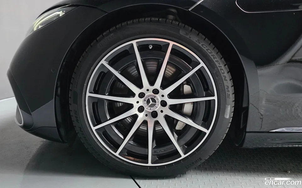 Mercedes-Benz EQS EQS450 4MATIC 2023 — thumbnail 5