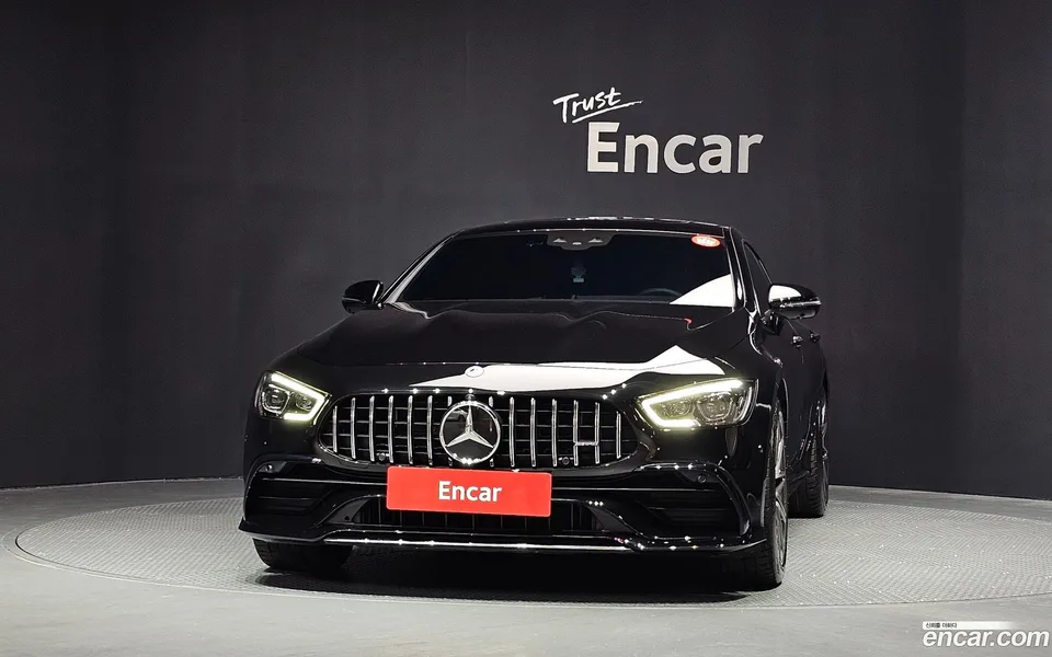 Mercedes-Benz AMG GT 4 43 4MATIC+ 2023 — thumbnail 3