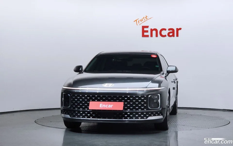 Hyundai Grandeur Hybrid 2023 — thumbnail 3