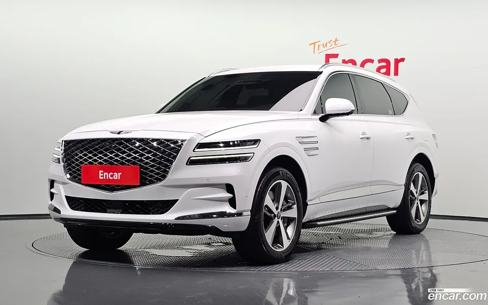 Genesis GV80 2.5T AWD 2022 — photo 1, buy with delivery to Moscow