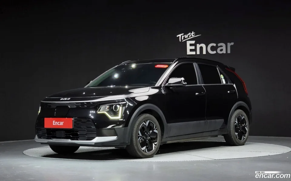Kia Niro EV 2022 — photo 1, buy with delivery to Moscow