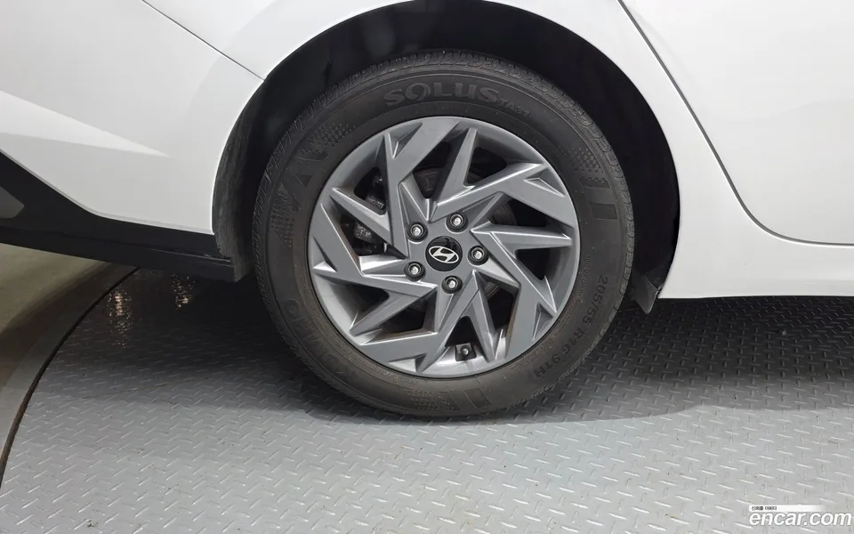 Hyundai Avante CN7 1.6 2023 — thumbnail 5