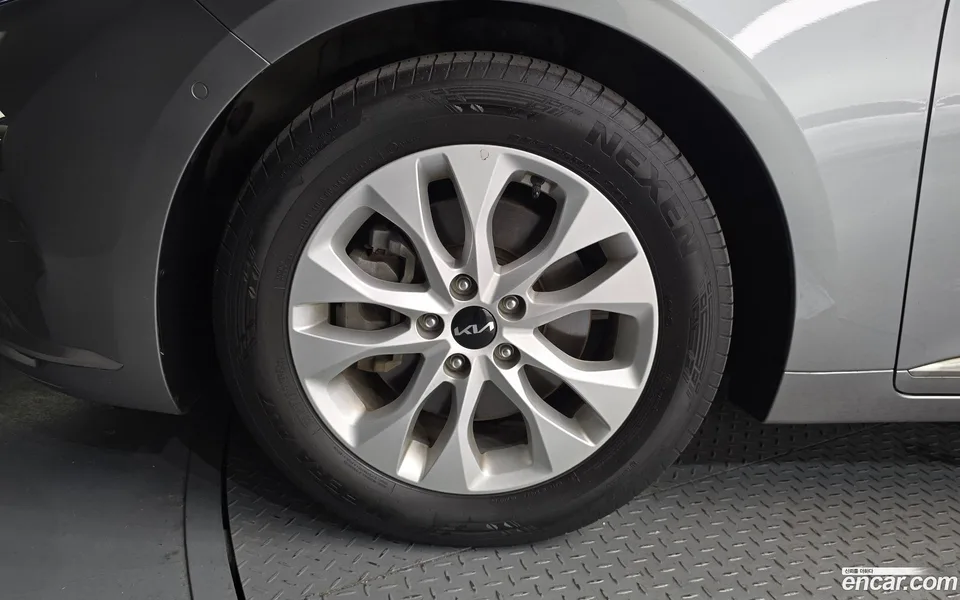 Kia K8 2.5 2WD 2022 — thumbnail 2