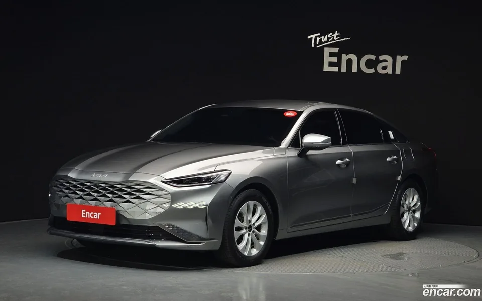 Kia K8 2.5 2WD 2022 — photo 1, buy with delivery to Moscow