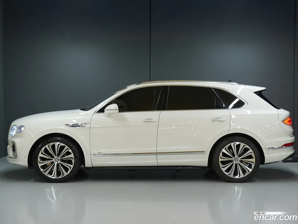 Bentley Bentayga 4.0 V8 2022 — thumbnail 5