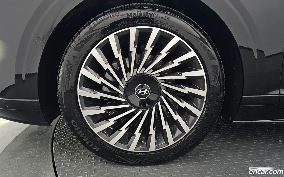 Hyundai Grandeur Hybrid 2024 — миниатюра 5