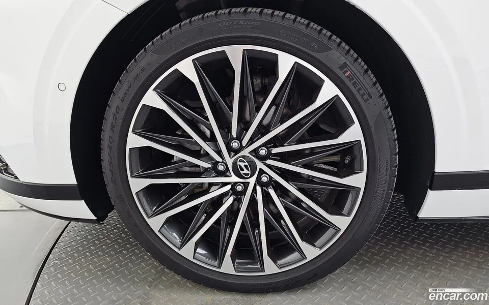 Hyundai Grandeur 2.5 2WD 2023 — миниатюра 5