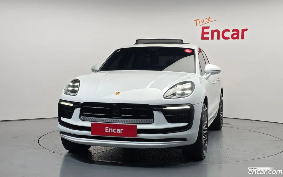 Porsche Macan 2.9 S 2023 — миниатюра 3
