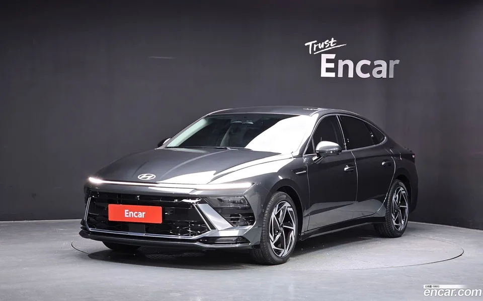 Hyundai Sonata The Edge 2.0 2025 — photo 1, buy with delivery to Moscow