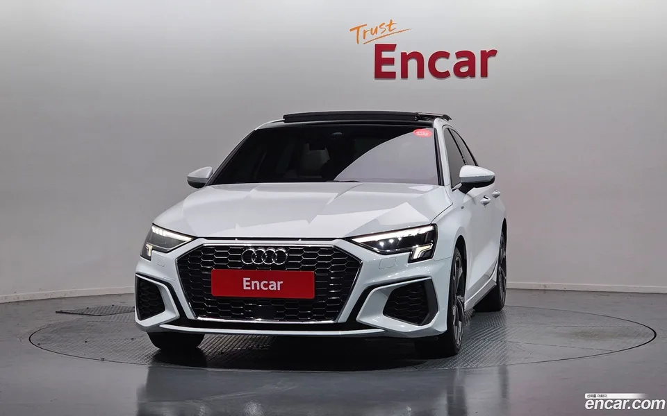 Audi A3 (8Y) 40 TFSI 2023 — thumbnail 3
