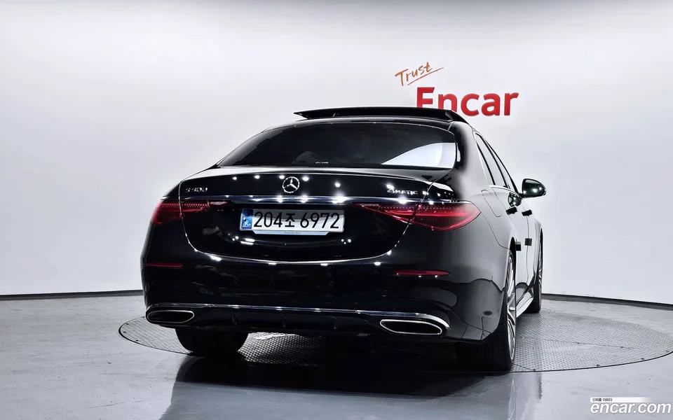 Mercedes-Benz S-Class S500L 4MATIC 2024 — thumbnail 4