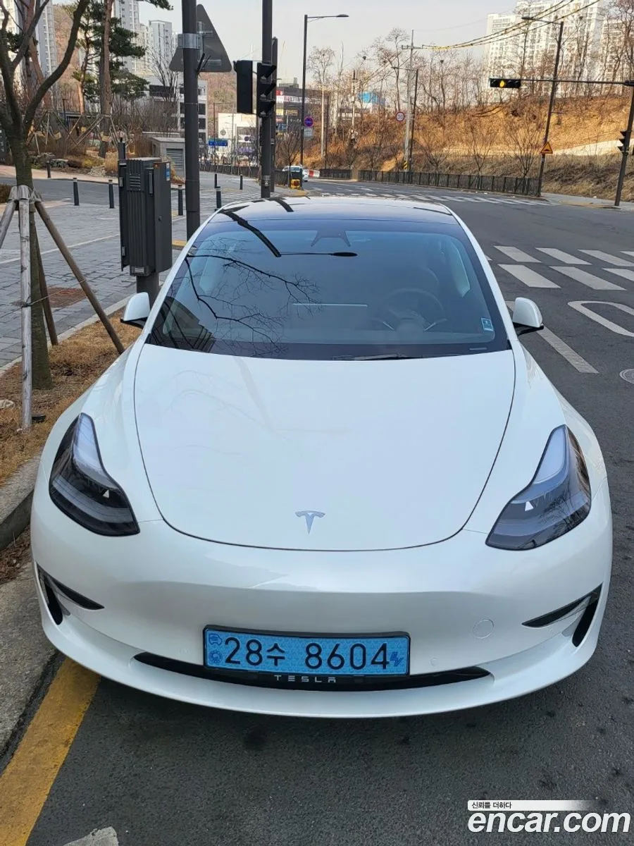 Tesla Model 3 AWD 2022 — thumbnail 3
