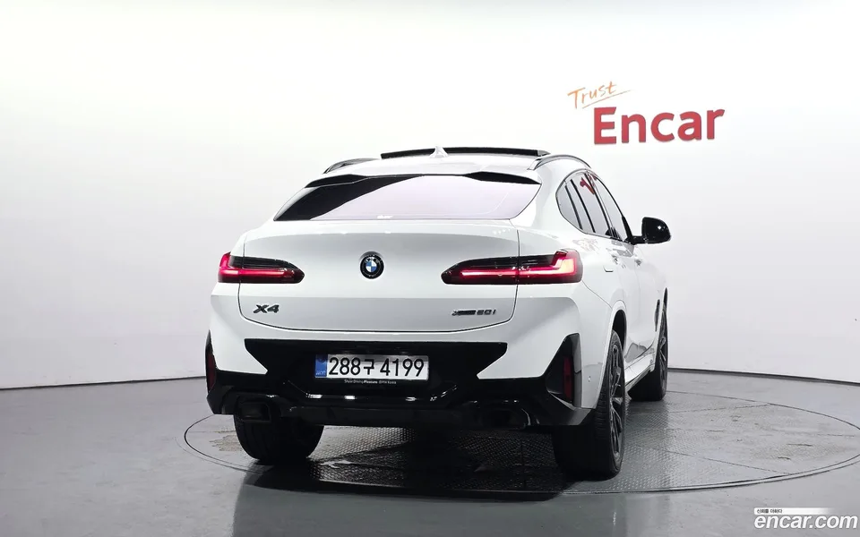 BMW X4 xDrive20i M 2025 — thumbnail 4