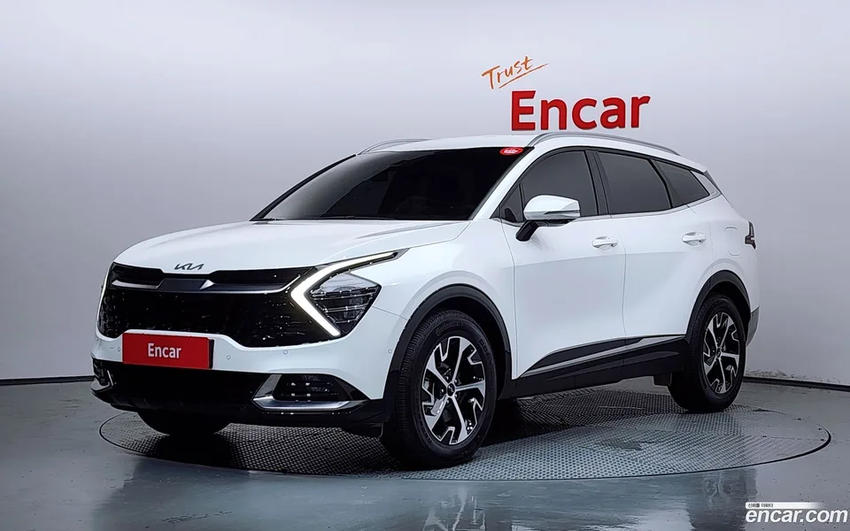 Kia Sportage Hybrid 2WD 2024 — photo 1, buy with delivery to Moscow