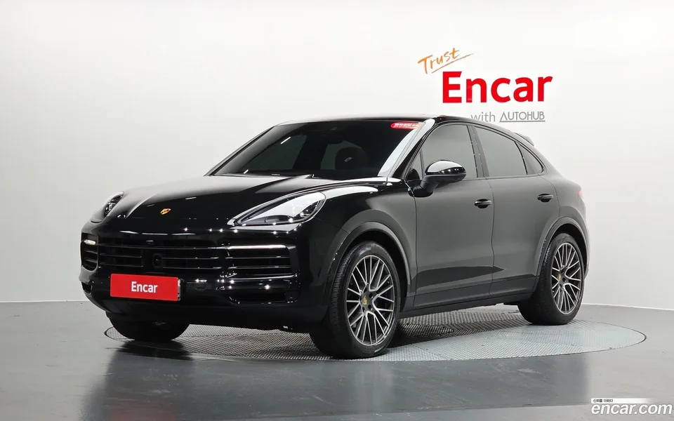Porsche Cayenne 3.0 2023 — photo 1, buy with delivery to Moscow