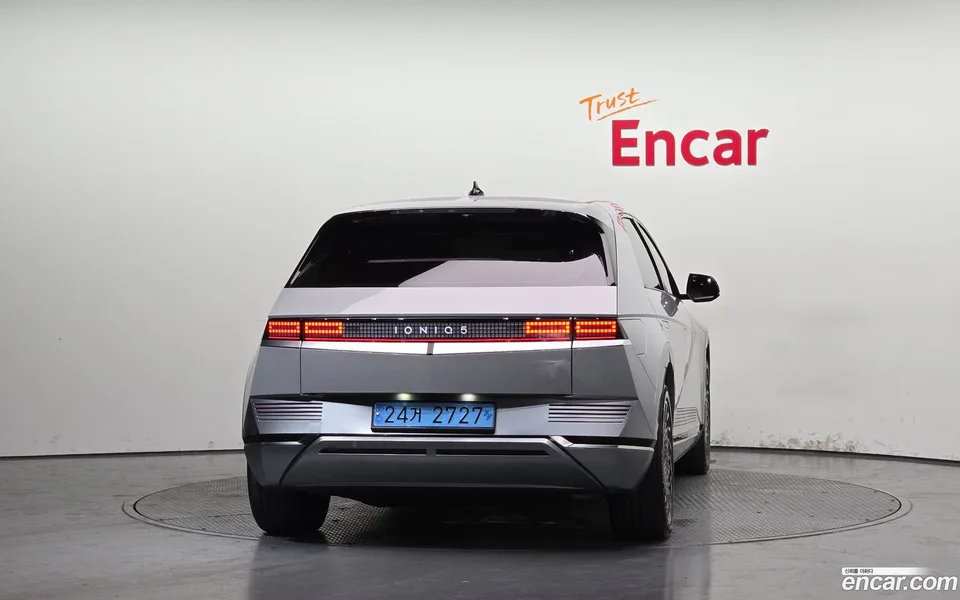 Hyundai Ioniq 5 2024 — thumbnail 4