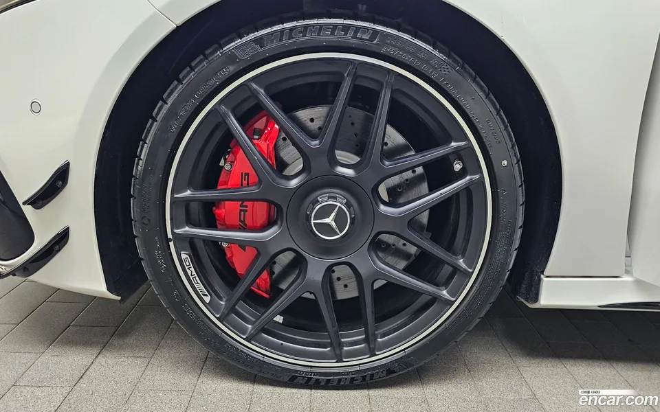 Mercedes-Benz A-Class AMG A45 S 4MATIC+ 2025 — thumbnail 2