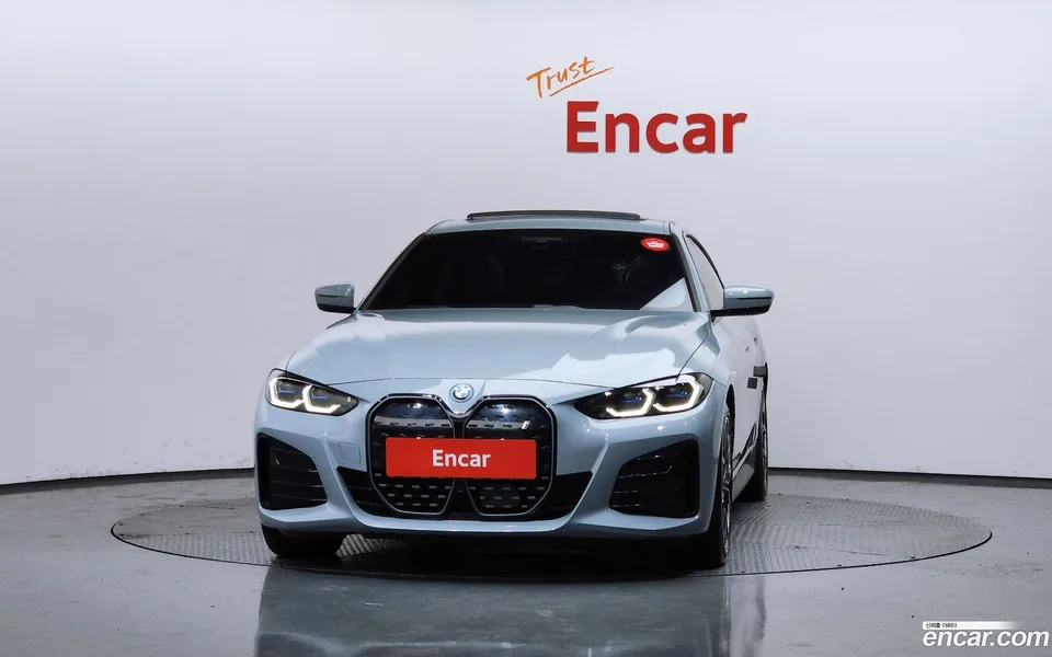 BMW i4 eDrive40 M 2022 — thumbnail 3