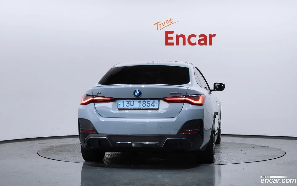 BMW i4 eDrive40 M 2022 — thumbnail 4