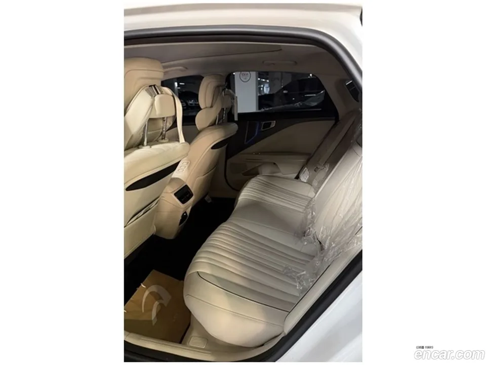 Kia K8 Hybrid 2024 — thumbnail 2
