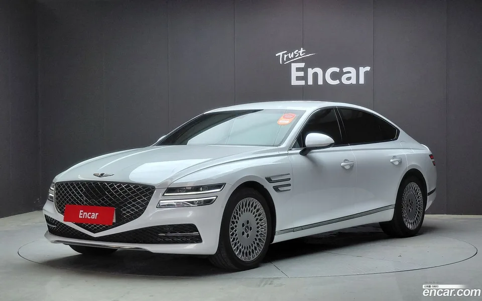 Genesis G80 2.5 AWD 2022 — photo 1, buy with delivery to Moscow