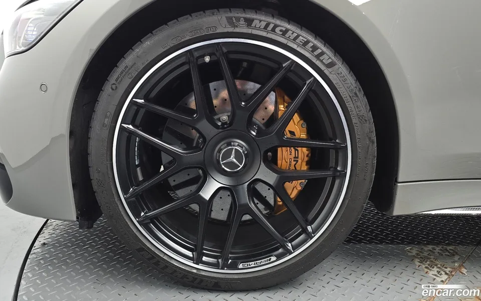 Mercedes-Benz AMG GT 4 63 S 4MATIC+ 2023 — thumbnail 2