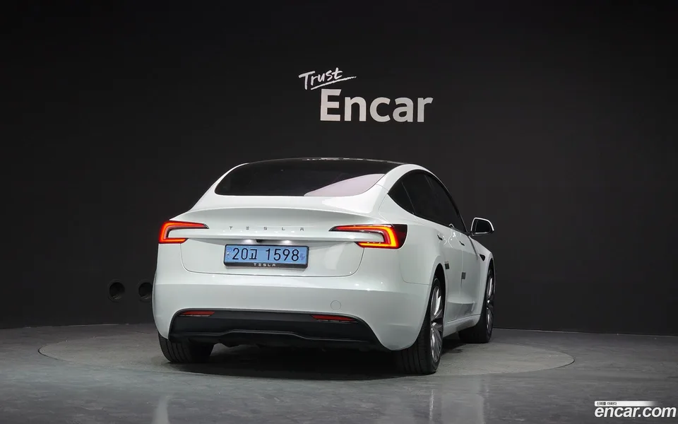 Tesla Model 3 RWD 2024 — thumbnail 4