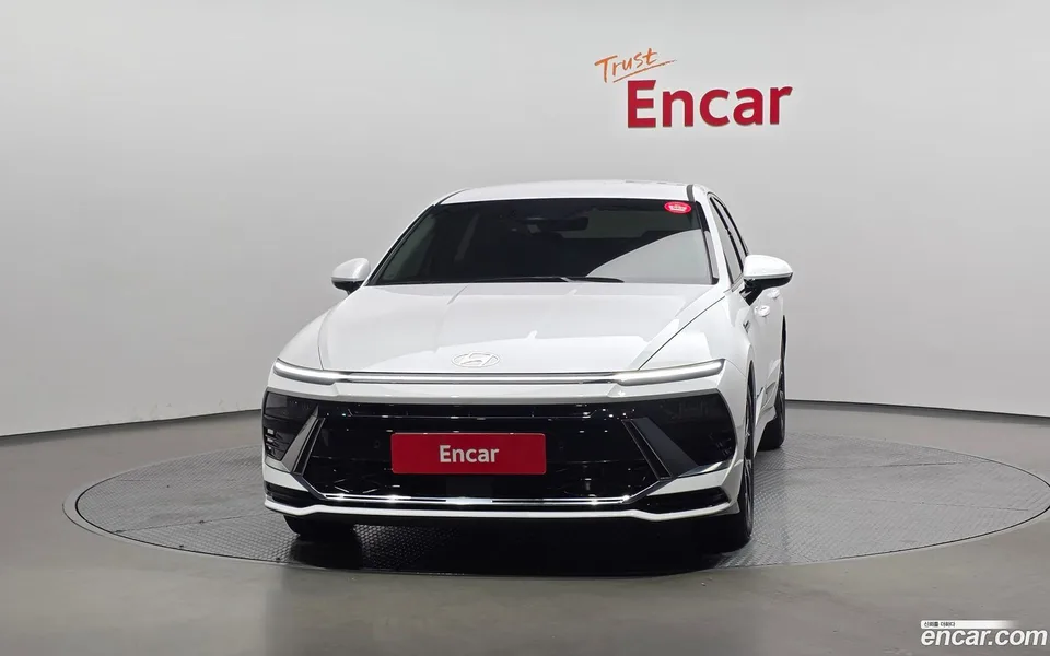 Hyundai Sonata The Edge 2.0 2025 — thumbnail 3