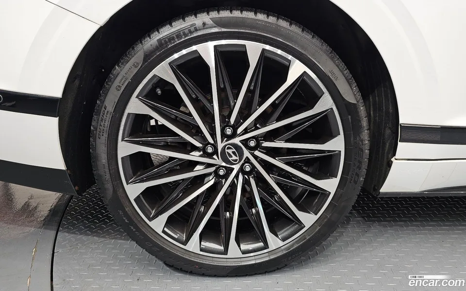 Hyundai Grandeur Hybrid 2023 — thumbnail 5