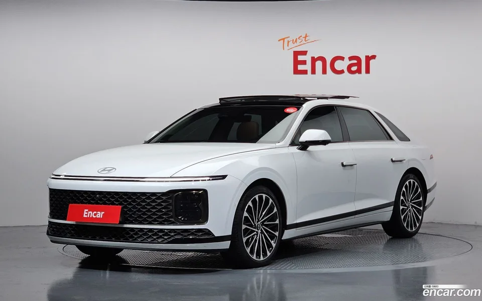Hyundai Grandeur Hybrid 2023 — photo 1, buy with delivery to Moscow