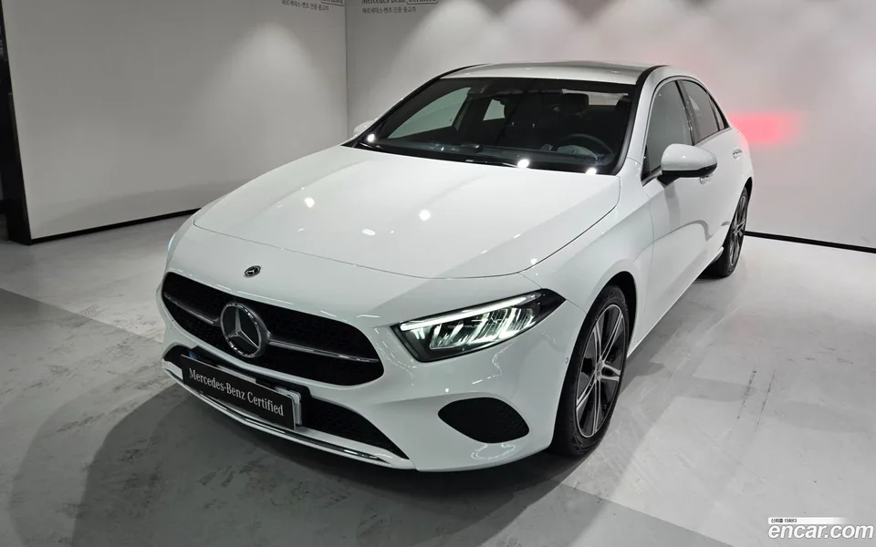 Mercedes-Benz A-Class A220 2025 — photo 1, buy with delivery to Moscow