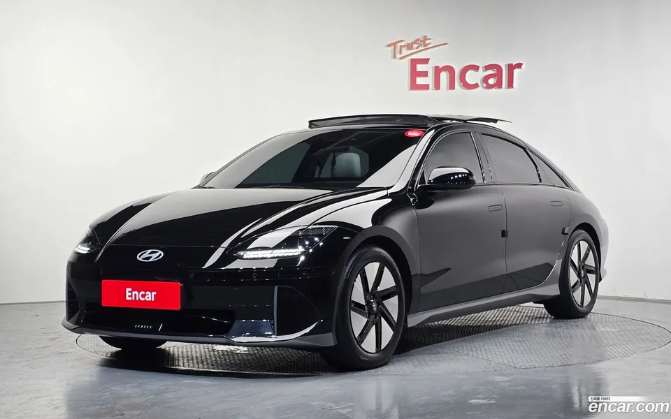 Hyundai Ioniq 6 2023 — photo 1, buy with delivery to Moscow