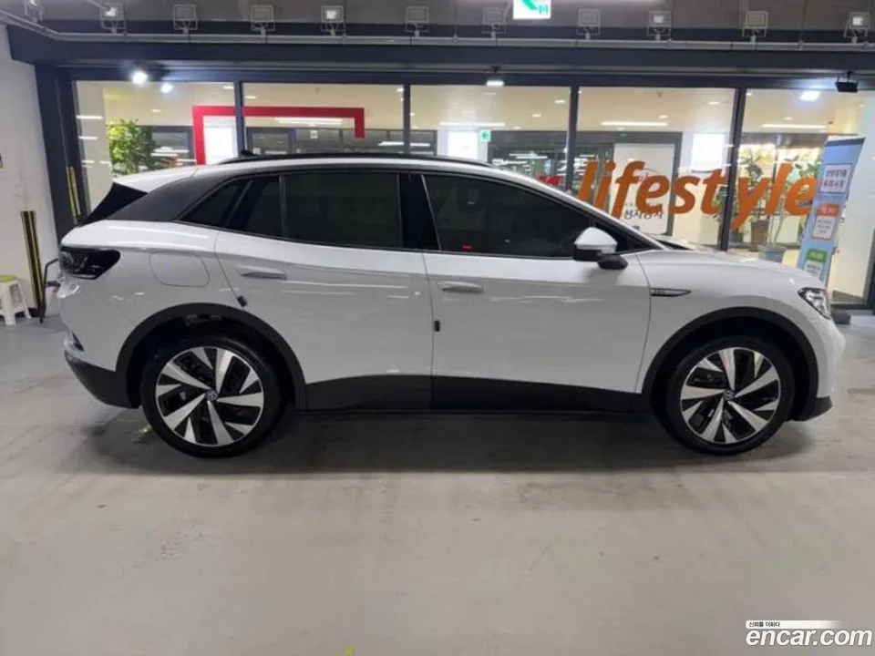 Volkswagen ID.4 2023 — thumbnail 3