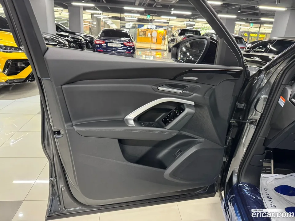 Audi Q5 (80A) 40 TDI S Line 2025 — thumbnail 5