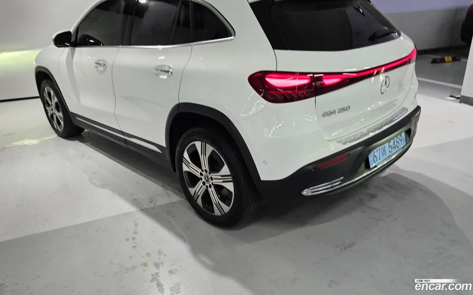 Mercedes-Benz EQA EQA250 2025 — thumbnail 3