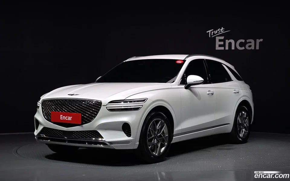 Genesis GV70 2.5T AWD 2023 — photo 1, buy with delivery to Moscow